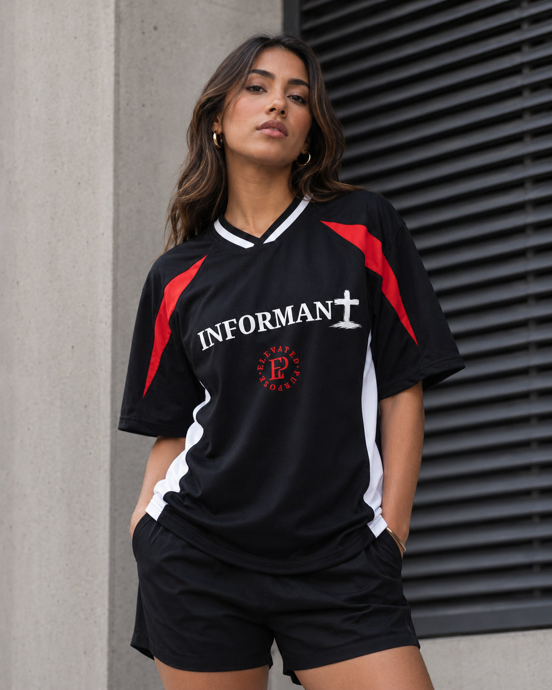 EP LIFE Informant Oversized V-Neck Tee