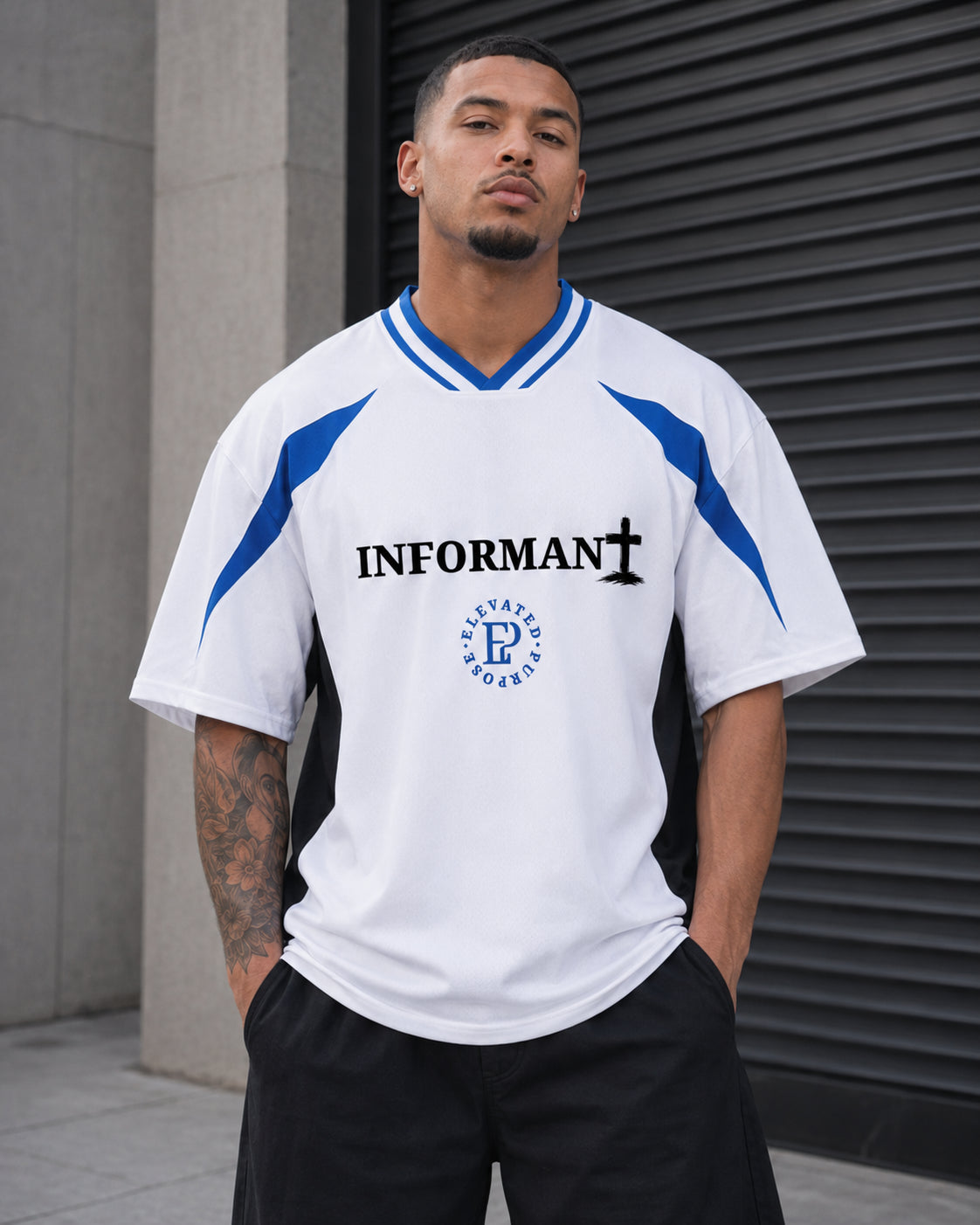 EP LIFE Informant Oversized V-Neck Tee